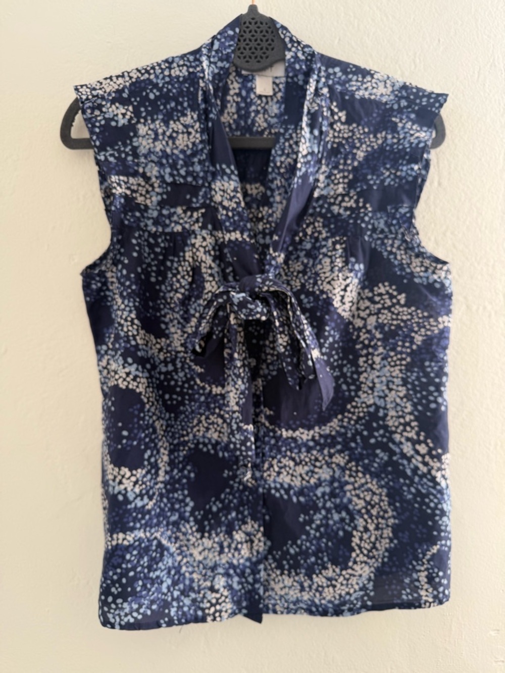 LOFT Navy Blue Silk Blend Tie Neck Blouse Sleeveless Size Small